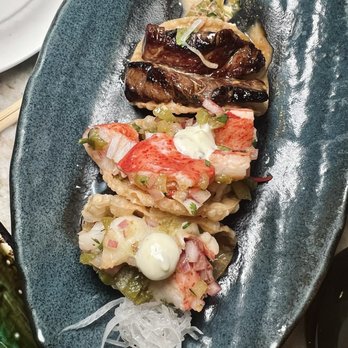 Rooftop At Nobu Hotel Chicago - Lobster and ribeye tacos - Japanese Near Me - Chicago, Illinois