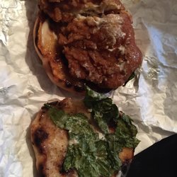 Peter’s Pizza - Rotten lettuce