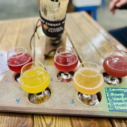 Chubby Cheeks Meadery - New favorite is the mango and guava!