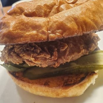 Putah Creek Cafe - Chicken sandwich - Breakfast & Brunch Near Me - Winters, California Putah Creek Cafe - Chicken sandwich - Breakfast & Brunch Near Me - Winters, California