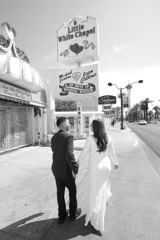 AFFORDABLE LAS VEGAS WEDDING PHOTOGRAPHY Updated October 2024 44
