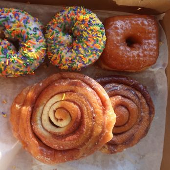 The Donuttery - Vegan Sprinkles, vegan Cinnamon Roll, Vegan Custard Glazedcustard - Donuts Near Me - Huntington Beach, California The Donuttery - Vegan Sprinkles, vegan Cinnamon Roll, Vegan Custard Glazedcustard - Donuts Near Me - Huntington Beach, California