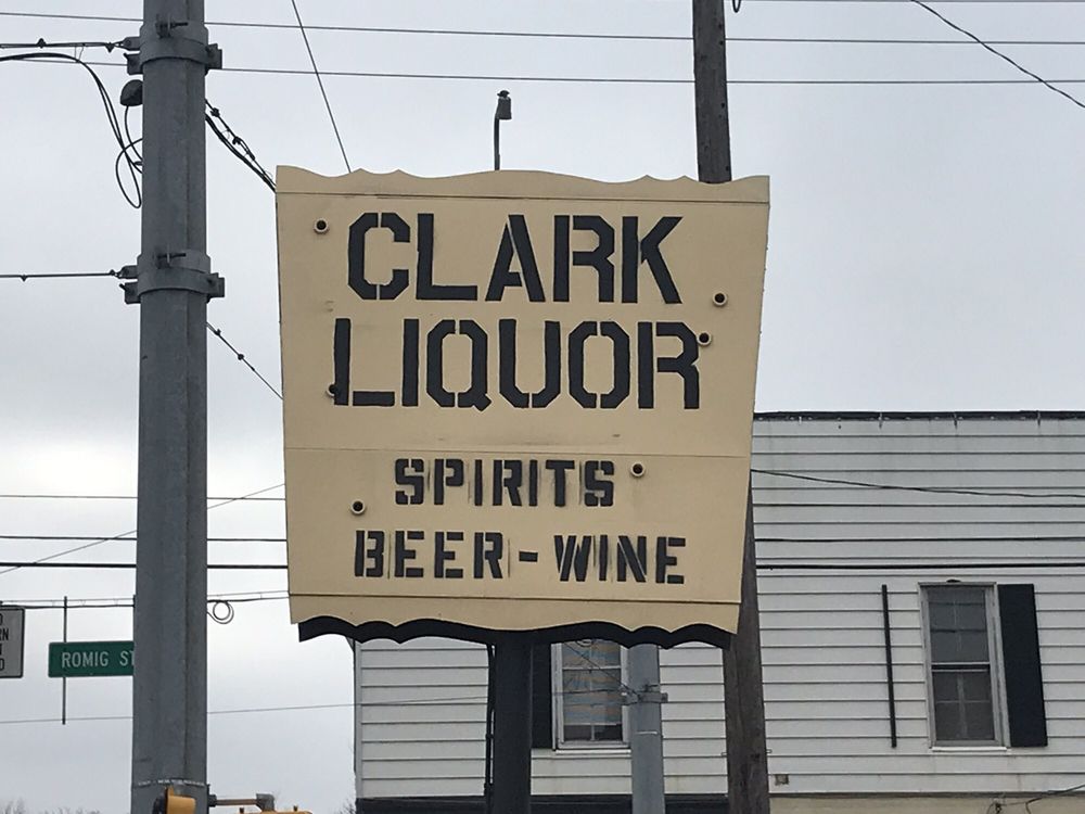 CLARK’S LIQUORS Updated October 2024 14 Photos 250 S 4th St