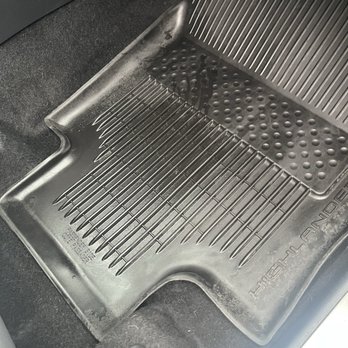 Caliber Collision - Mud and some kind of grease on my front passenger side mat. - Body Shops Near Me - Los Banos, California Caliber Collision - Mud and some kind of grease on my front passenger side mat. - Body Shops Near Me - Los Banos, California