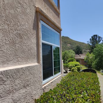 Pelican Replacement Windows - Simonton DaylightMax windows from Pelican Replacement Windows - Windows Installation Near Me - Vista, California