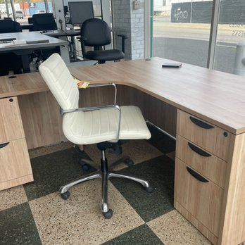 Surplus Brokers - L - Curve desk in new light finish. - Office Equipment Near Me - Johnson City, Tennessee Surplus Brokers - L - Curve desk in new light finish. - Office Equipment Near Me - Johnson City, Tennessee