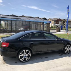 Brite and Shiny Car Wash