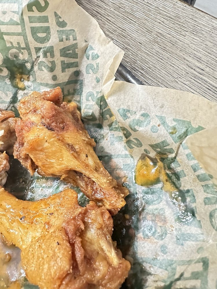 WINGSTOP Updated August 2024 37584 N Gantzel Rd, Queens Creek