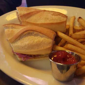 Big Daddy's - Oyster po'boy - Cajun/Creole Near Me - Massapequa, New York