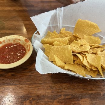 El Maguey Mexican Restaurant - Chips and Salsa - Mexican Near Me - Gainesville, Georgia
