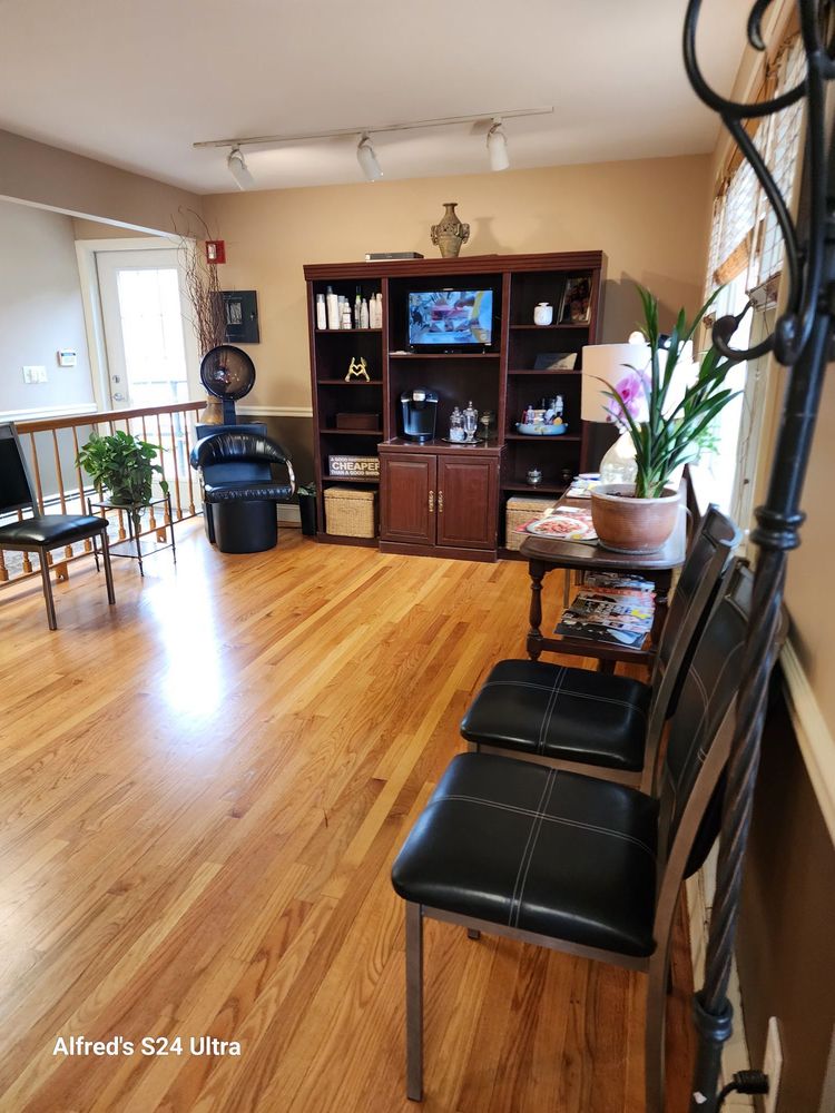 KARENS SALON Updated October 2024 1570 Cranston St, Cranston, Rhode Island Barbers Phone