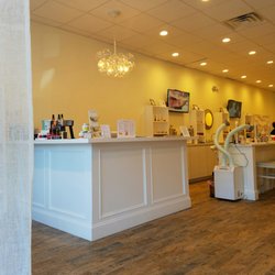Glow Nail Bar - Reception area.