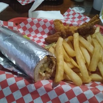 Sam's Southern Eatery - The oyster po-boy is great light and tasty. I shared half my sandwich with my wife she shared her half sandwich - Southern Near Me - Nacogdoches, Texas Sam's Southern Eatery - The oyster po-boy is great light and tasty. I shared half my sandwich with my wife she shared her half sandwich - Southern Near Me - Nacogdoches, Texas