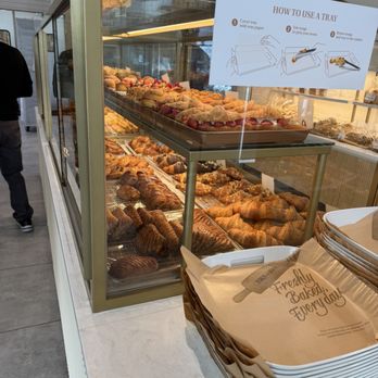 Tous Les Jours - One of the two bars to pick up pastries from - Bakeries Near Me - Memphis, Tennessee