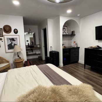 Inn History - Great room - Hotels Near Me - Tombstone, Arizona Inn History - Great room - Hotels Near Me - Tombstone, Arizona
