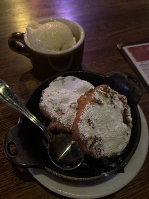 Wally's Wisconsin Tavern by null
