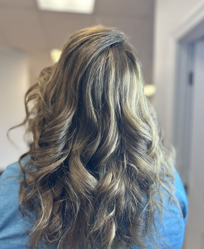 Miracles Salon And Spa Image