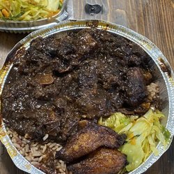 Island Flavor Jerk Cuisine - Oxtail with rice and peas