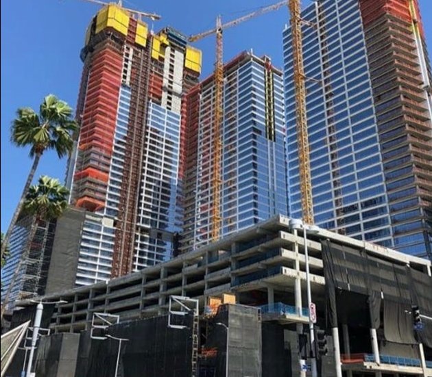 Slide of Extreme Mountain Builders