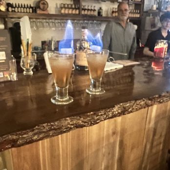 8 Shires Coloniale Distillery - Beer, Wine & Spirits Near Me - Williamsburg, Virginia