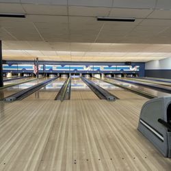 Split Happens Bowling Center - Lanes