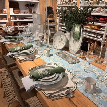 Williams-Sonoma - Furniture Stores Near Me - Naples, Florida Williams-Sonoma - Furniture Stores Near Me - Naples, Florida
