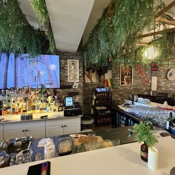La Vegan - Bar area - Vegan Near Me - Toronto, Ontario La Vegan - Bar area - Vegan Near Me - Toronto, Ontario