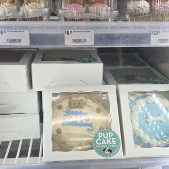 Dexter's Deli - Pet Stores Near Me - Carlsbad, California
