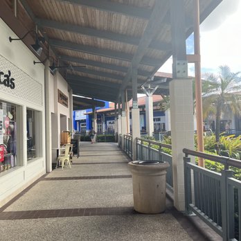 The Falls - Shopping Centers Near Me - Miami, Florida