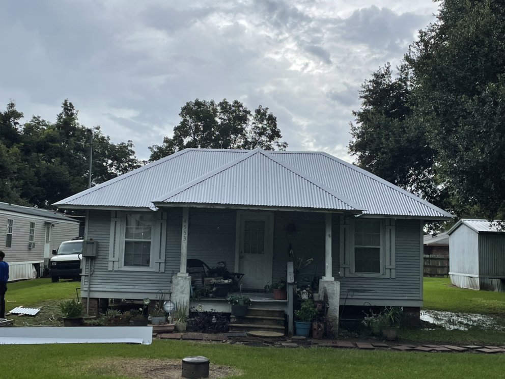 Slide of WBR Roofing & Construction