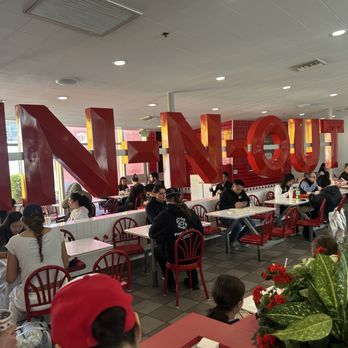 In-N-Out Burger - Fast Food Near Me - Los Angeles, California In-N-Out Burger - Fast Food Near Me - Los Angeles, California