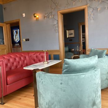 The Muse Whiskey & Coffee - Cocktail Bars Near Me - Everett, Washington The Muse Whiskey & Coffee - Cocktail Bars Near Me - Everett, Washington