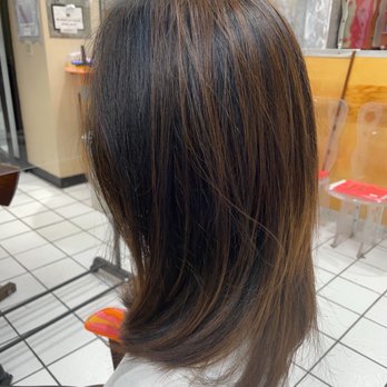 Coco Head Hair Studio - Thank you, Earnie, for the color. Couldn't be better - Hair Salons Near Me - Boston, Massachusetts