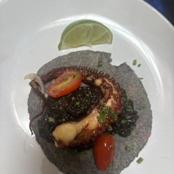 Holbox - Taco De Pulpo En Su Tinta - Latin American Near Me - Los Angeles, California