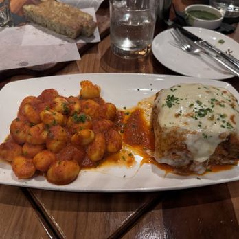 Taverna - Pizza Near Me - Plano, Texas