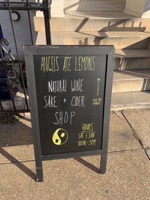 Angels Ate Lemons by null