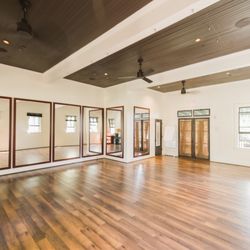Lumeria Maui - Classroom