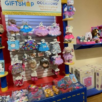 Build-A-Bear Workshop - Toy Stores Near Me - Des Peres, Missouri