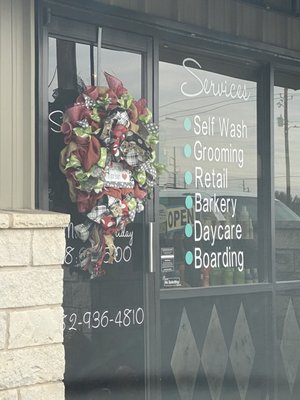 Lush Dog Groomers Granbury Texas Moment Digital Art Lush Dog Groomers Granbury Texas Moment Digital Art