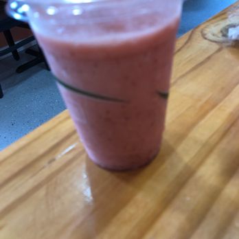 Brooklyn Cafe - Strawberry banana smoothie - Desserts Near Me - Wilmington, North Carolina
