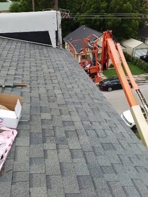 Gutter Services - Gutter installation and repair, call us for a free estimate.