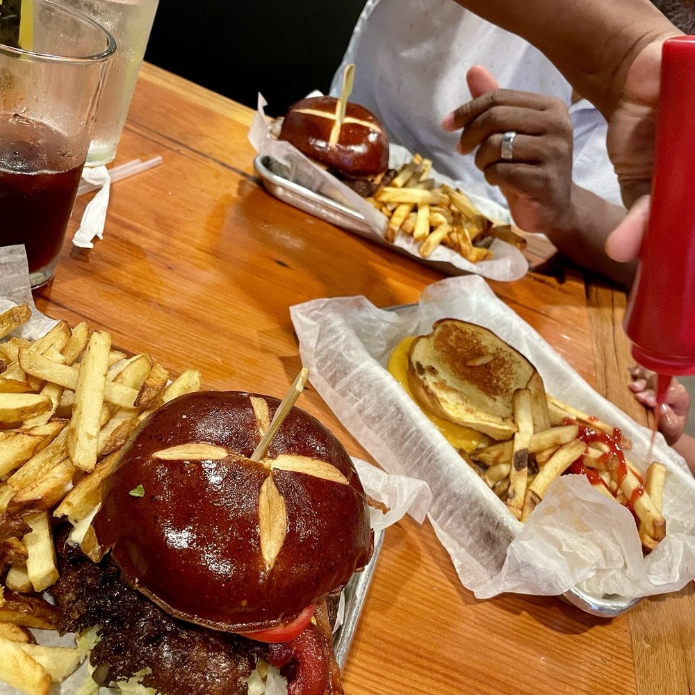 Burger Paradox - Burgers - Burgers Near Me - Duluth, Minnesota Burger Paradox - Burgers - Burgers Near Me - Duluth, Minnesota