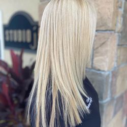 Studio J - A traditional highlighted look !