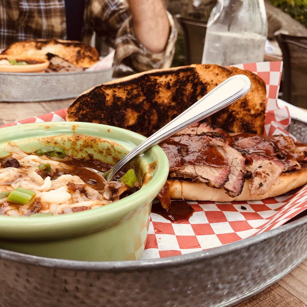 Ojai Deer Lodge - American Near Me - Ojai, California