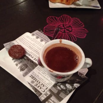 Lacombe - Hot chocolate with a cookie, coffee and croissant. - Coffee & Tea Near Me - Paris, 75