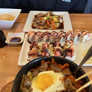 Sakura Blue - Spicy SpiderRoll, lion king roll, teriyaki steak and stone pot bibimbap - Japanese Near Me - Louisville, Kentucky Sakura Blue - Spicy SpiderRoll, lion king roll, teriyaki steak and stone pot bibimbap - Japanese Near Me - Louisville, Kentucky