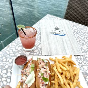 Tom Ham's Lighthouse - LOBSTER ROLL - Breakfast & Brunch Near Me - San Diego, California Tom Ham's Lighthouse - LOBSTER ROLL - Breakfast & Brunch Near Me - San Diego, California