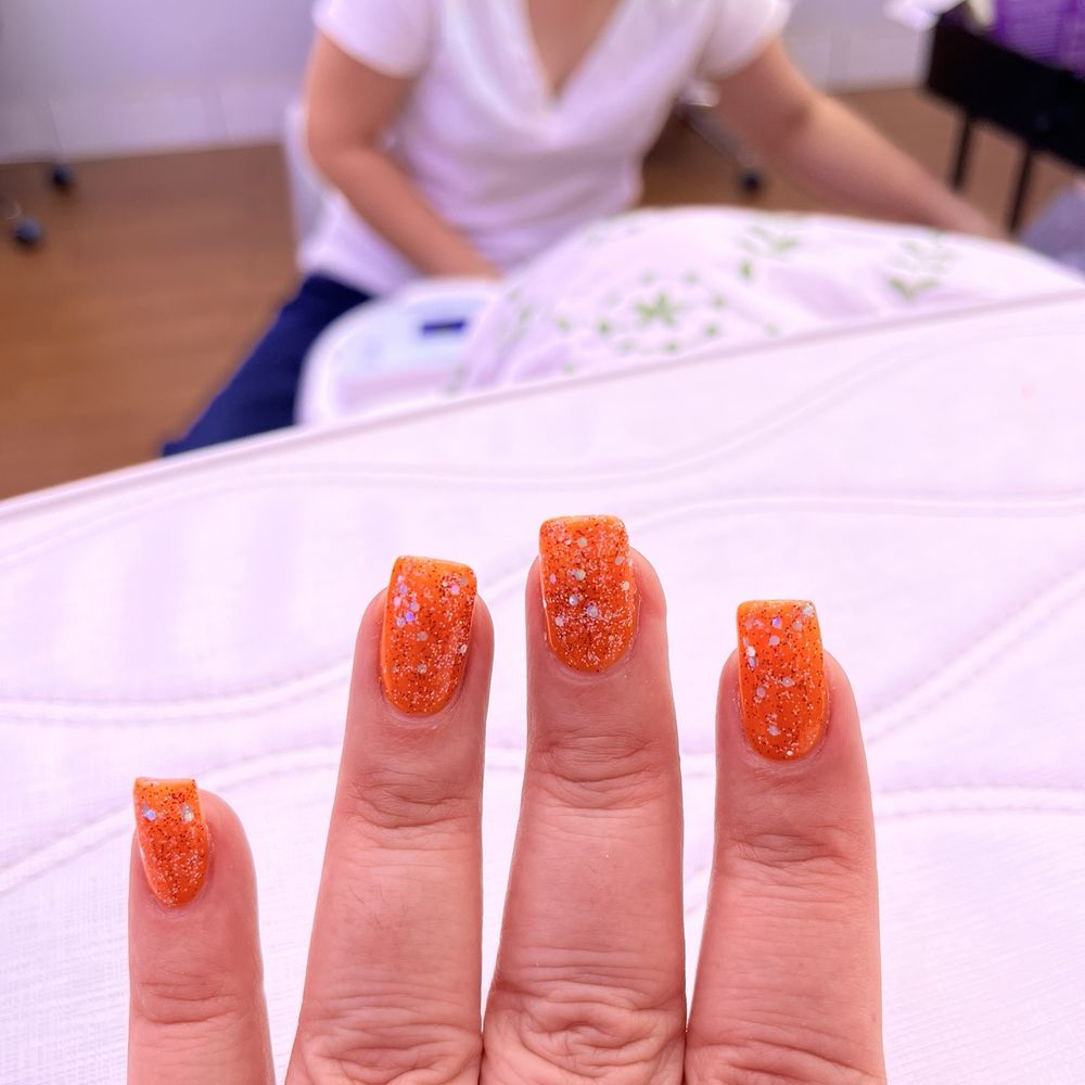 Cinderela Nails and Lashes - Toxic Free zen - Eyelash Service Near Me - Garden Grove, California