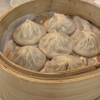 Mian & Bao - Love the xiao long bao but the skin breaks easily and they are stuck to each other - Dim Sum Near Me - Honolulu, Hawaii Mian & Bao - Love the xiao long bao but the skin breaks easily and they are stuck to each other - Dim Sum Near Me - Honolulu, Hawaii