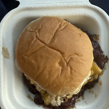 For The Win - Single smash with bacon - Sandwiches Near Me - Van Nuys, California